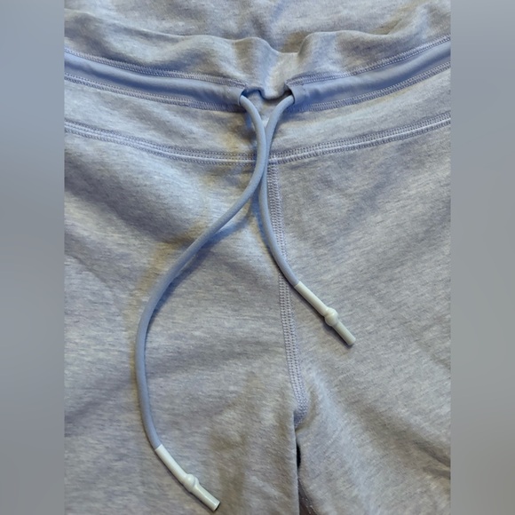 Lululemon shorts - Picture 2 of 5